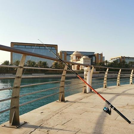 Bay La Sun , Luxury Apartment With Nice View King Abdullah Economic City Экстерьер фото