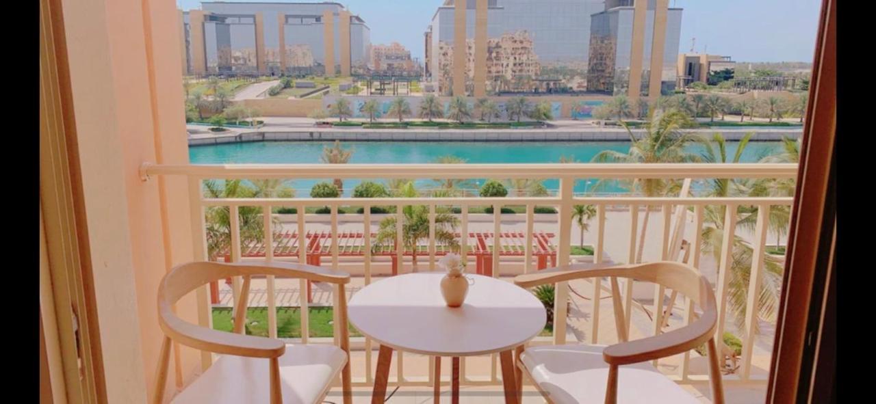 Bay La Sun , Luxury Apartment With Nice View King Abdullah Economic City Экстерьер фото